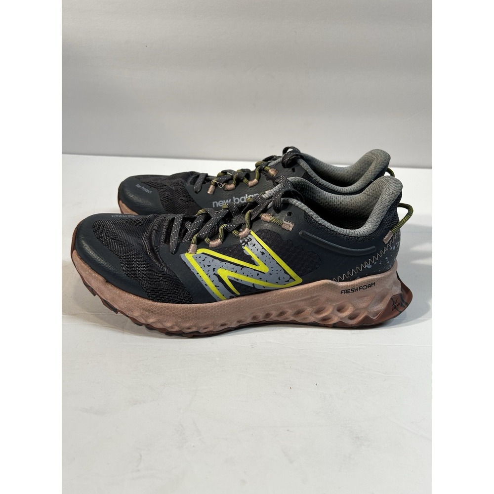 New Balance Fresh Foam Trail Running Shoes Womens 7-8 Mens 5.5-6.5 Black